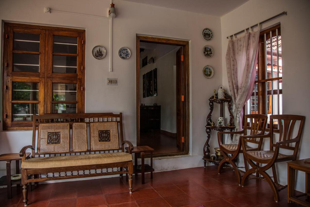 Akkara Homestay & Ayurveda Kottayam Buitenkant foto