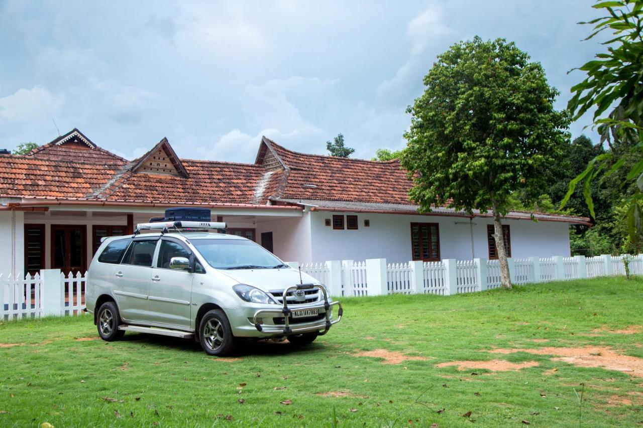 Akkara Homestay & Ayurveda Kottayam Buitenkant foto