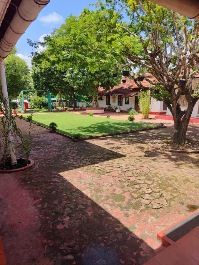 Akkara Homestay & Ayurveda Kottayam Buitenkant foto