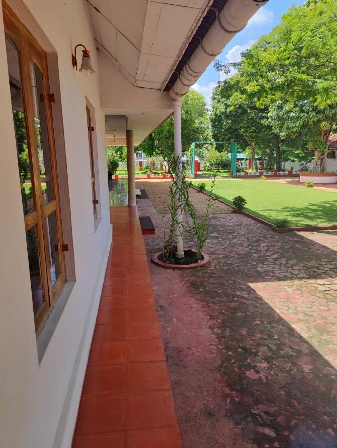 Akkara Homestay & Ayurveda Kottayam Buitenkant foto