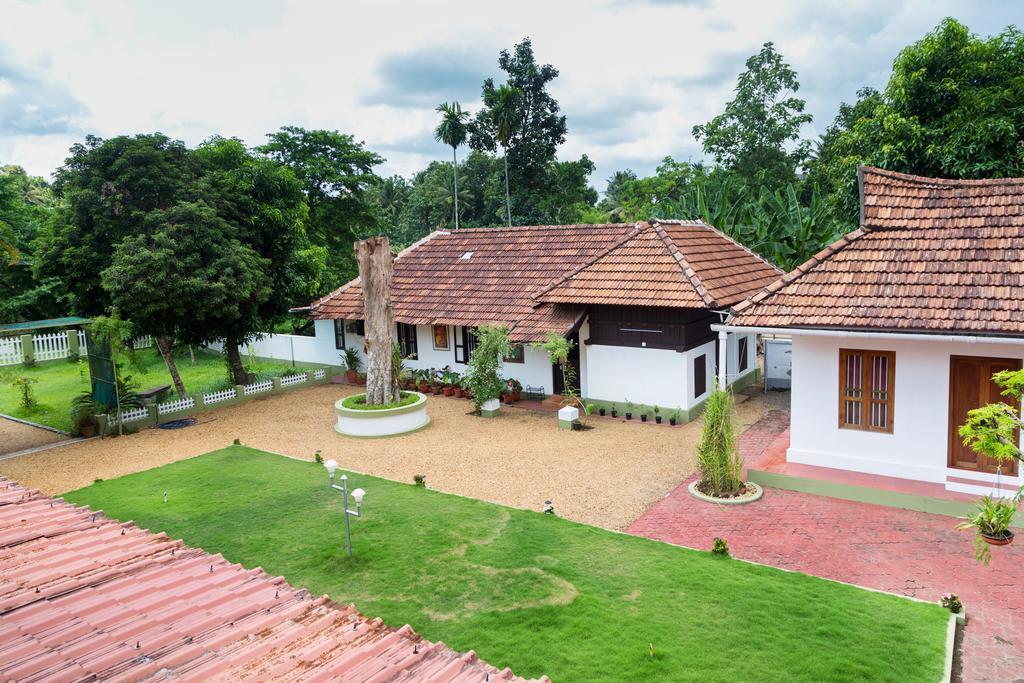 Akkara Homestay & Ayurveda Kottayam Buitenkant foto